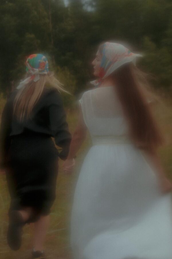 "Poppies" headscarf - Image 5